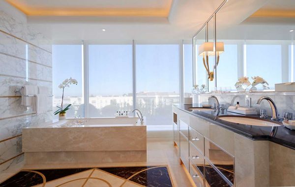 Waldorf Astoria Beverly Hills by null