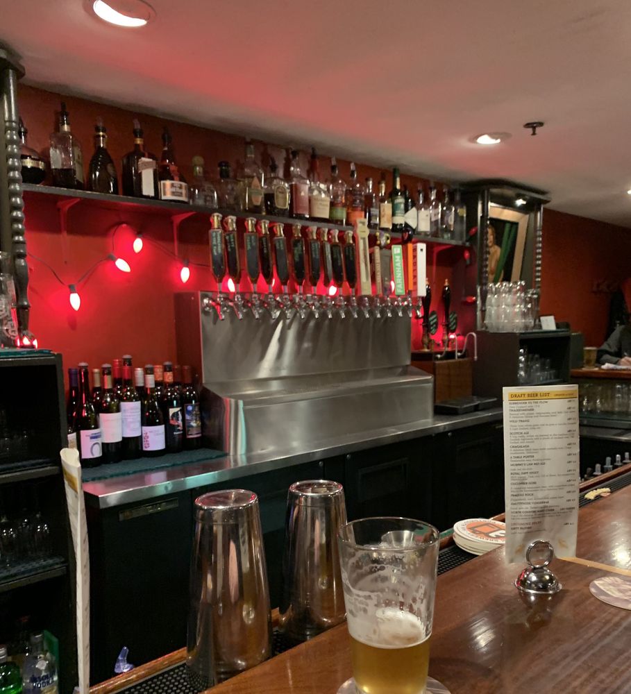 Jimmy La Panza Lounge Image
