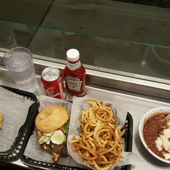 OWL - Yummy chilli and wings and burgers. A must try :) - Mexican Near Me - Royal Oak, Michigan