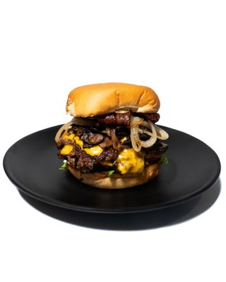 Cali's Sports Bar & Kitchen by null