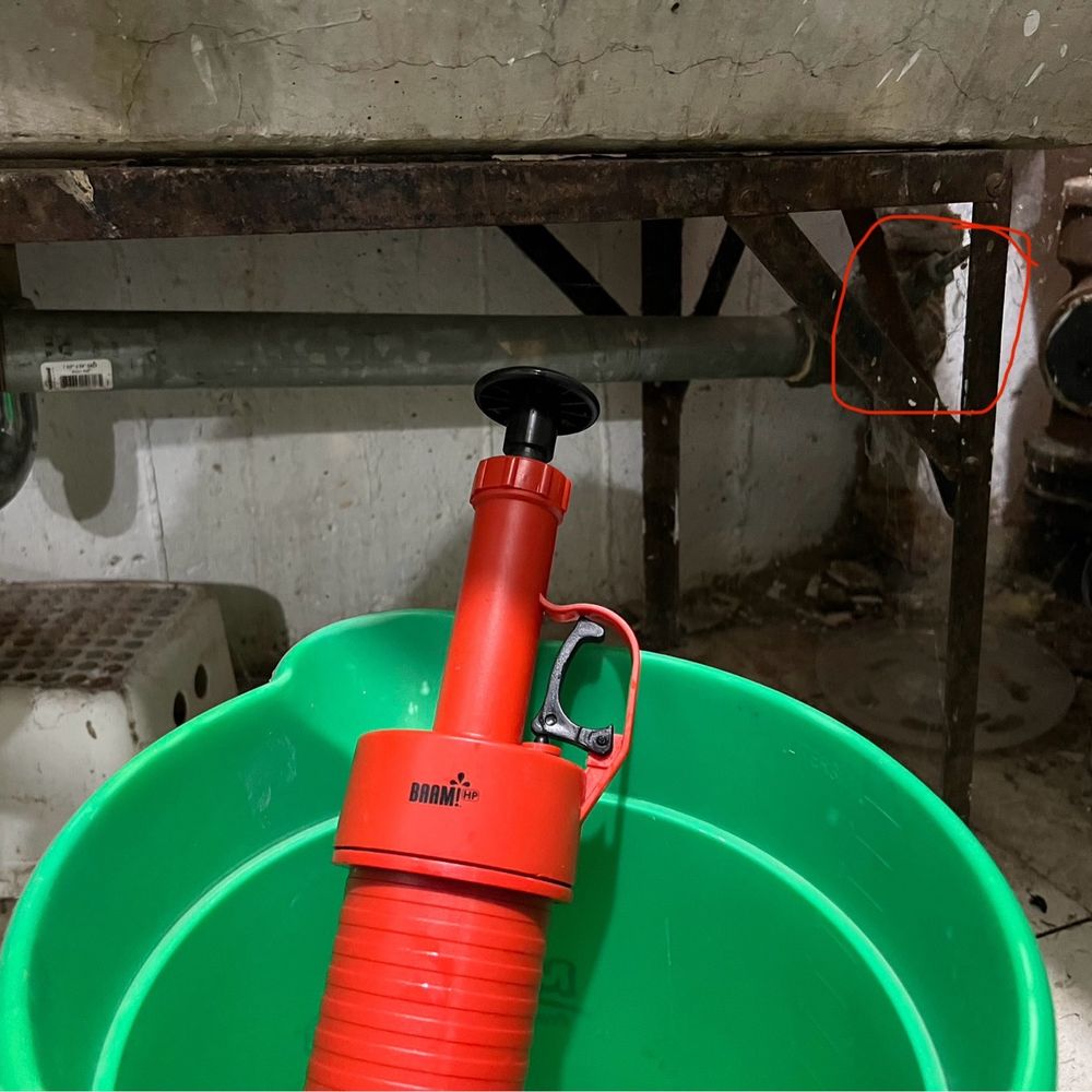 Bills Plumbing & Sewer - Original sink that was clogged - Plumbing Near Me - Northbrook, Illinois Bills Plumbing & Sewer - Original sink that was clogged - Plumbing Near Me - Northbrook, Illinois