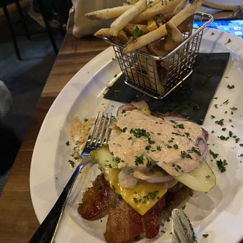 Bru's Public House - Bru's Burger (no bun) - Beer Bar Near Me - Raleigh, North Carolina Bru's Public House - Bru's Burger (no bun) - Beer Bar Near Me - Raleigh, North Carolina