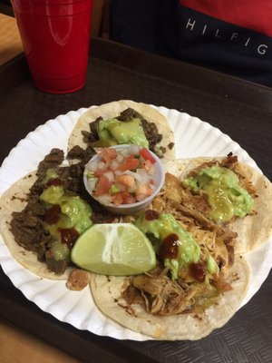 Taqueria No SE Hagan Bolas by null