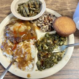 Hammer steak plate.  Green beans a little sweeter than we prefer, but whole plate in general was delicious
