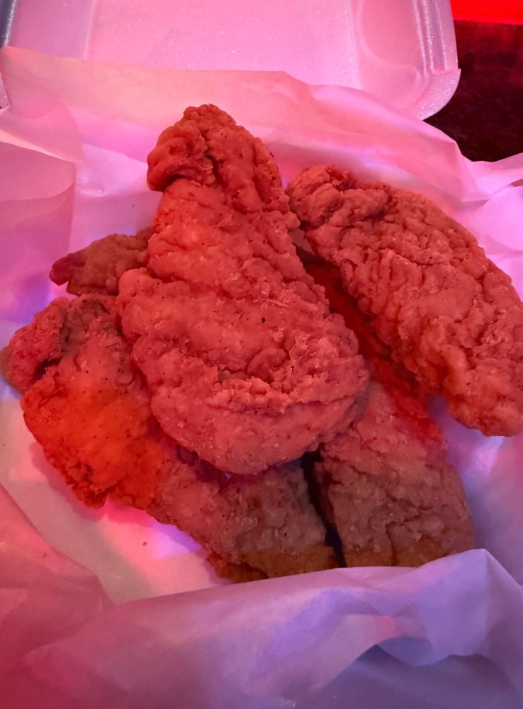 Food from Jay’s Bar and Grill