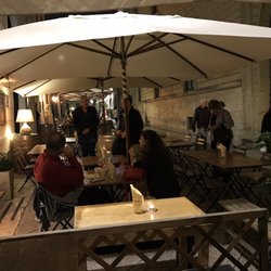 Mamma Elvira - Outdoor patio of Manma Elvira