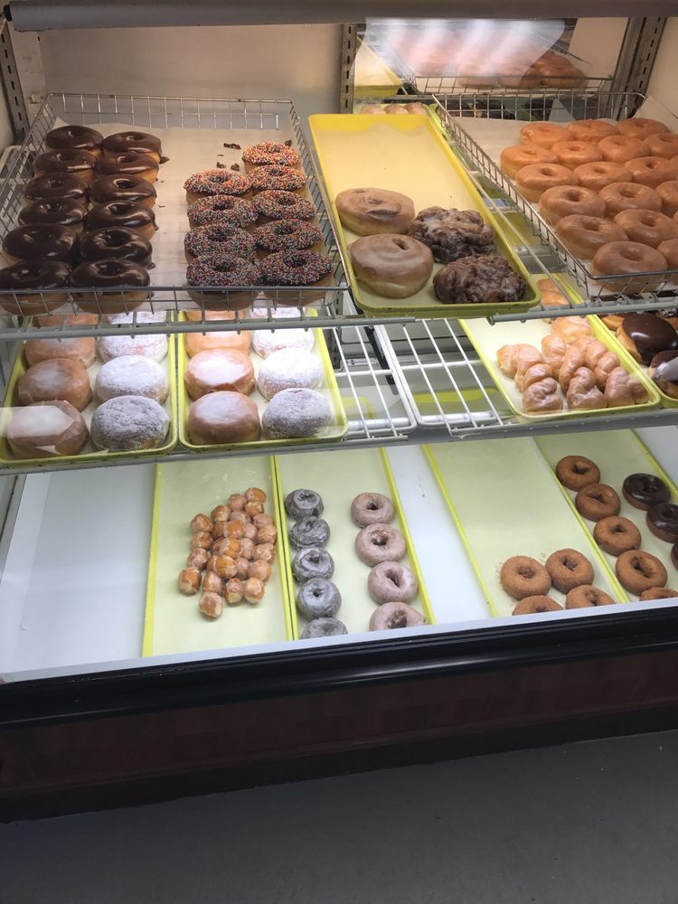 TASTEE DONUTS CLOSED 2201 Veterans Memorial Blvd, Kenner, Louisiana