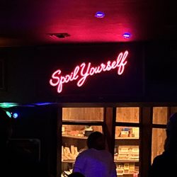 Havana House Cigars & Lounge