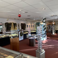 Ricard Jewelers - Christmas at Ricard's
