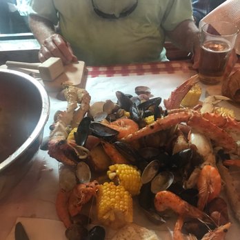 The Crab Pot - Seafood Near Me - Seattle, Washington