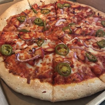 Gamo’s Pizza - Butter Chicken Pizza - Pizza Near Me - Springfield, Florida Gamo’s Pizza - Butter Chicken Pizza - Pizza Near Me - Springfield, Florida