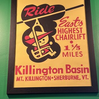 The Friendly Toast - Cool decor for Danvers! I love Killi! - Breakfast & Brunch Near Me - Danvers, Massachusetts