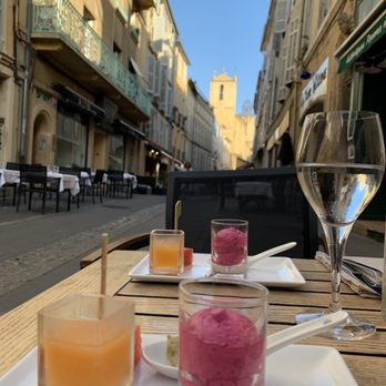 Mitch - Amuse bouche - the orange "soup" & watermelon slice with cheese was good - French Near Me - Aix en Provence, 13
