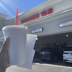 Smoothie Time - Outside Entrance