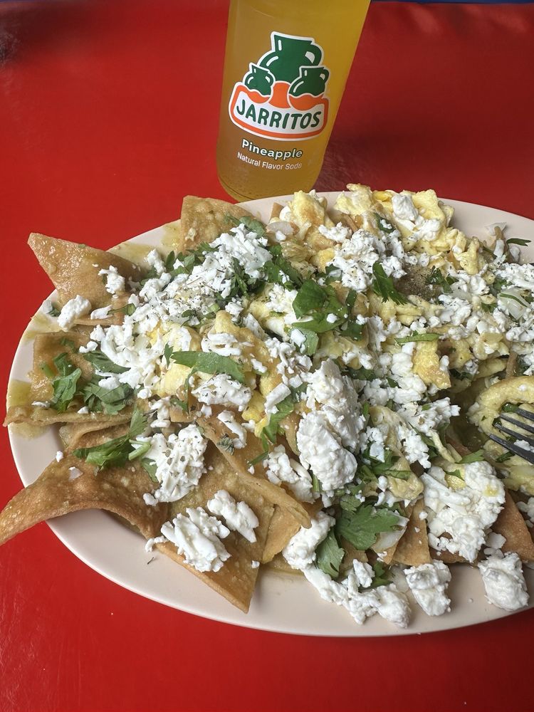 Fronteras Mart & Taqueria