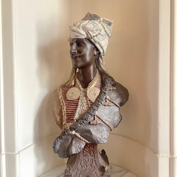 Iolani Palace - Museums Near Me - Honolulu, Hawaii