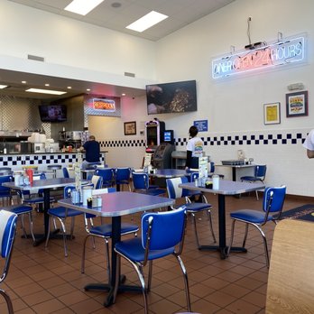 Bob & Edith's Diner - Inside - Diners Near Me - Arlington, Virginia Bob & Edith's Diner - Inside - Diners Near Me - Arlington, Virginia