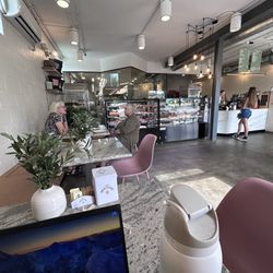 Paul And Jack Bakery - Seating, bakery items