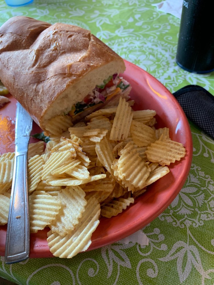 PONDO’S RESTAURANT & PIZZERIA CLOSED Updated July 2024 23 Reviews