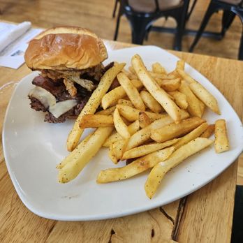 71 South - Breakfast & Brunch Near Me - Knoxville, Tennessee