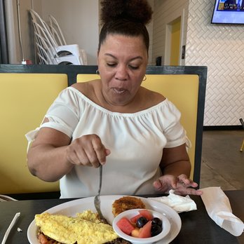 Toast - Build Your Own Omelette - American Near Me - Sugar Land, Texas