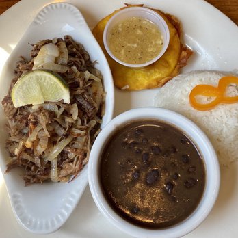 Casablanca Cuban Grill - Carne de vaca frita - Cuban Near Me - Boise, Idaho Casablanca Cuban Grill - Carne de vaca frita - Cuban Near Me - Boise, Idaho