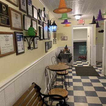 Beth Marie's Old Fashioned Ice Cream - Ice Cream & Frozen Yogurt Near Me - Denton, Texas