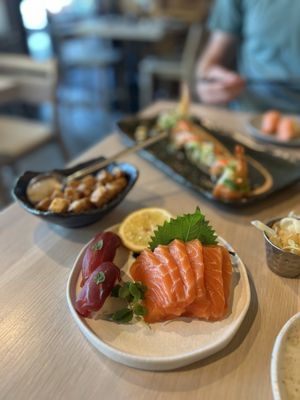 Maru Sushi & Grill by null