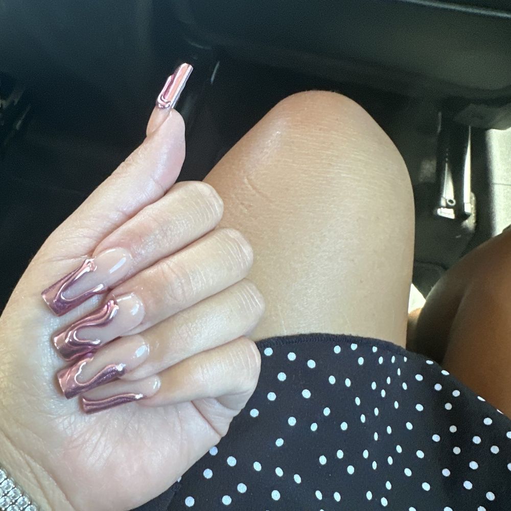 Buckhead Nail Lounge - Nail Salons Near Me - Atlanta, Georgia