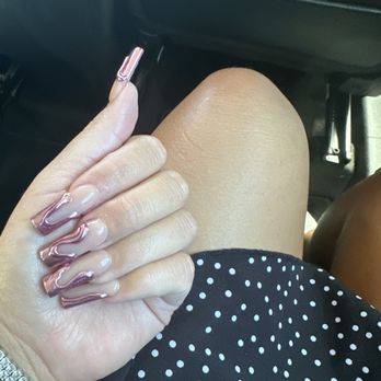 Buckhead Nail Lounge - Nail Salons Near Me - Atlanta, Georgia