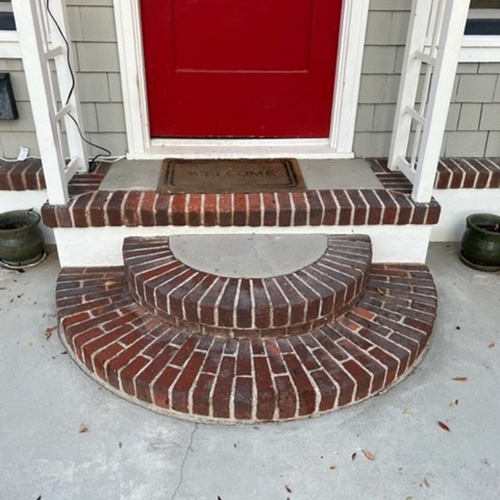MC Power Wash - Front steps before - Pressure Washers Near Me - Covina, California