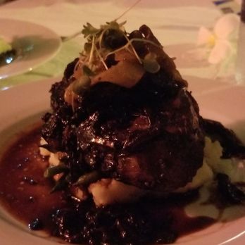 A La Minute Events - Filet mignon with onions and mushroom red wine reduction. - Personal Chefs Near Me