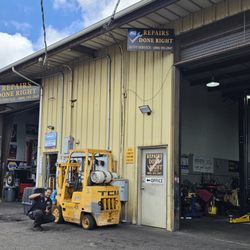 We have 3 shops side by side. Office is in the middle.