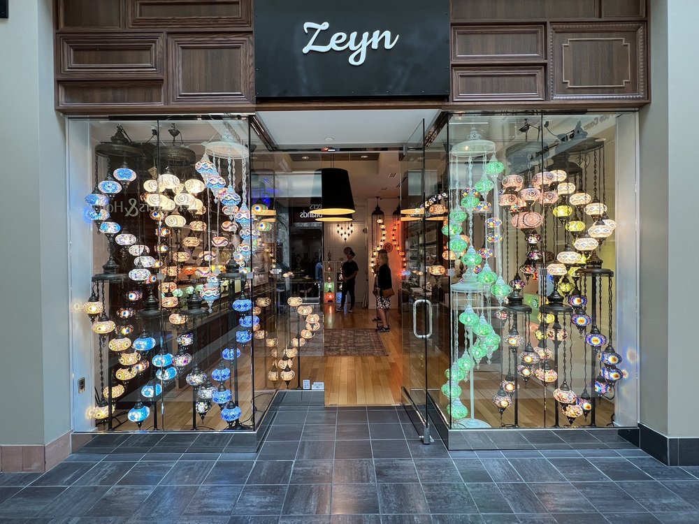 ZEYN Updated June 2024 2500 North Mayfair Rd, Wauwatosa, Wisconsin