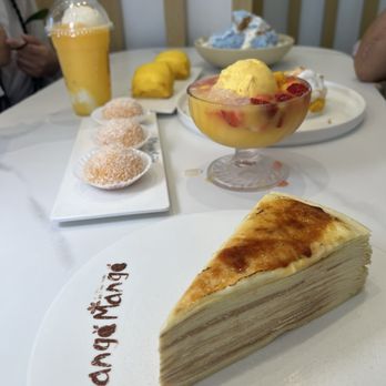 Mango Mango Dessert - Juice Bars & Smoothies Near Me - Honolulu, Hawaii