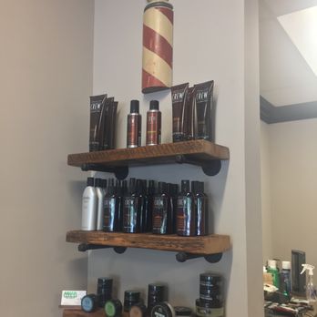 Wheaton Barber Shop - Barbers Near Me - Winfiled, Illinois