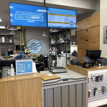 The UPS Store - Counter - Printing Services Near Me - Menlo Park, California The UPS Store - Counter - Printing Services Near Me - Menlo Park, California