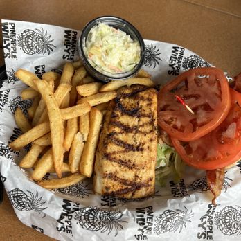 Pineapple Willy's - Mahi Mahi - Mahi BLT - Seafood Near Me - Panama City Beach, Florida