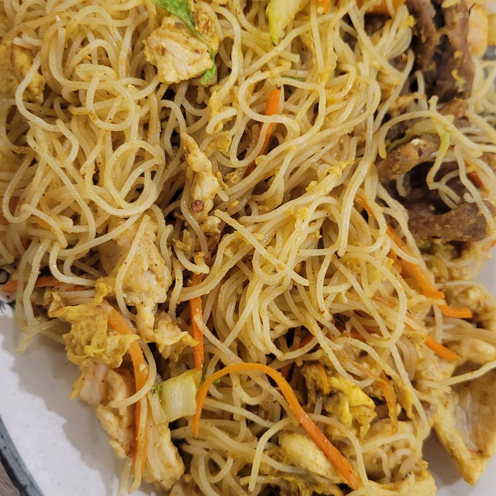 Xi Xia Chinese Cuisine - Singapore Style Fried Rice Noodles - Chinese Near Me - Columbus, Ohio Xi Xia Chinese Cuisine - Singapore Style Fried Rice Noodles - Chinese Near Me - Columbus, Ohio