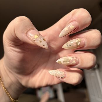 Rosehip Nails & Lash - Design manicure - Nail Salons Near Me - Fremont, California