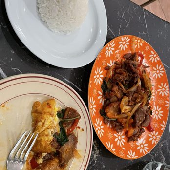 One Dee Siam - 3. Duck Gra Pow - Thai Near Me - Jersey City, New Jersey