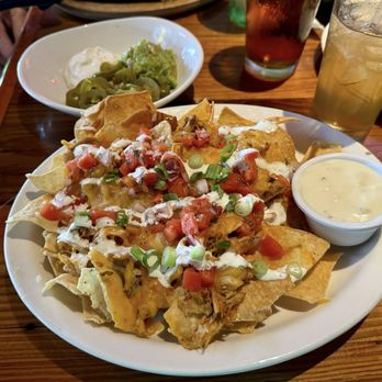Miller's Ale House - Chicken Nachos - American Near Me - Orlando, Florida