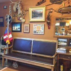 Val's Barber Shop - Val's Barbershop