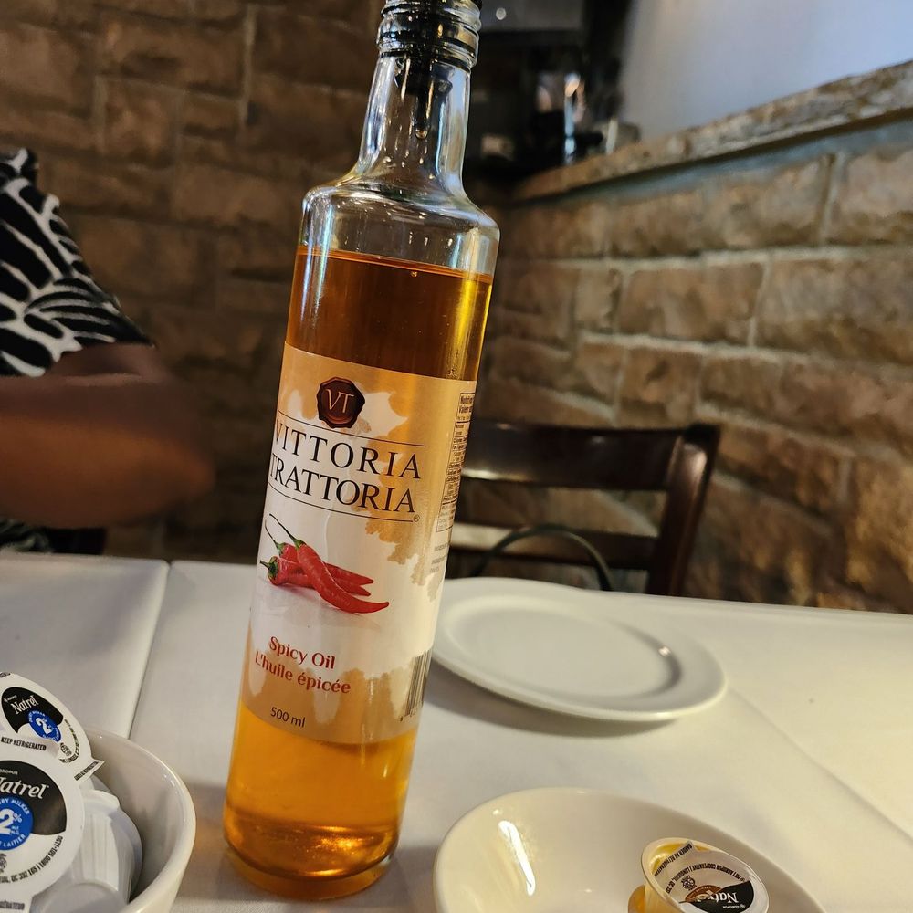 Vittoria Trattoria - Oil - Italian Near Me - Ottawa, Ontario Vittoria Trattoria - Oil - Italian Near Me - Ottawa, Ontario