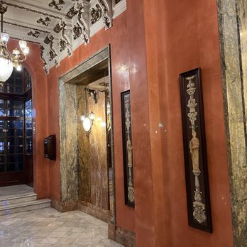 Hotel Nouvel - A few steps up to the beautiful reception desk and elevator. - Hotels Near Me - Barcelona, B Hotel Nouvel - A few steps up to the beautiful reception desk and elevator. - Hotels Near Me - Barcelona, B