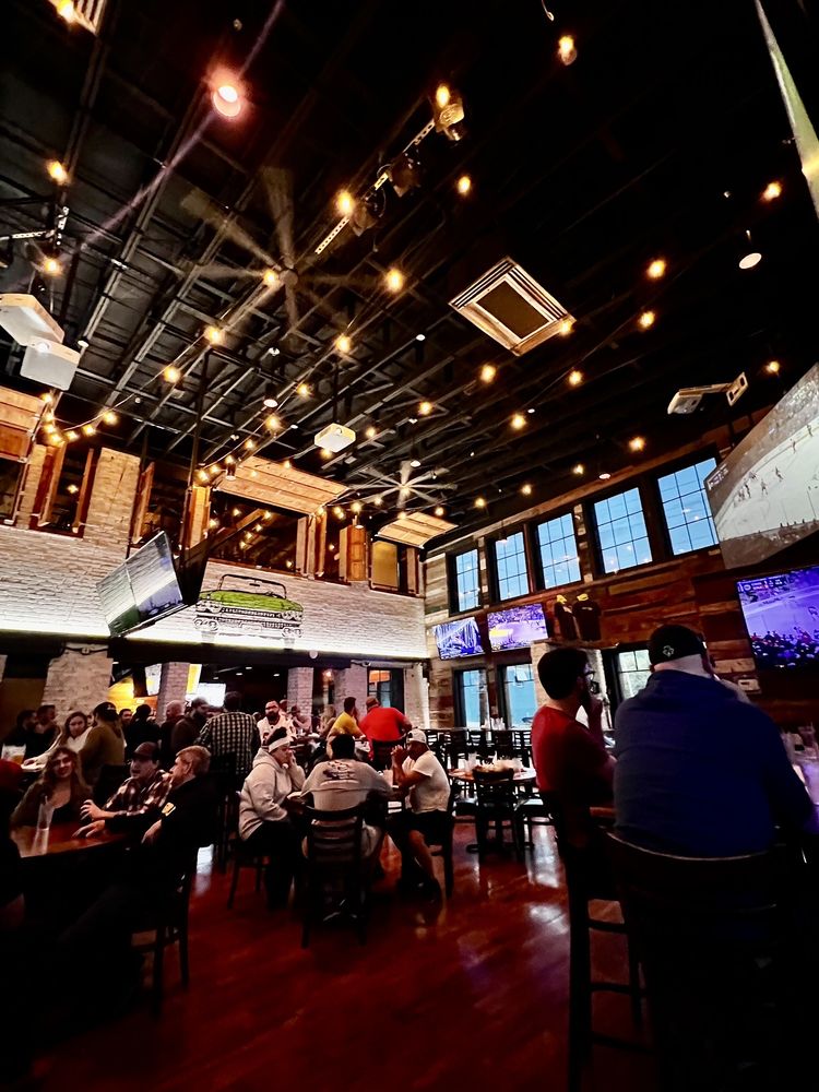 Daddy Mac's Down Home Dive