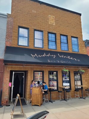Muddy Waters Bar & Grill by null