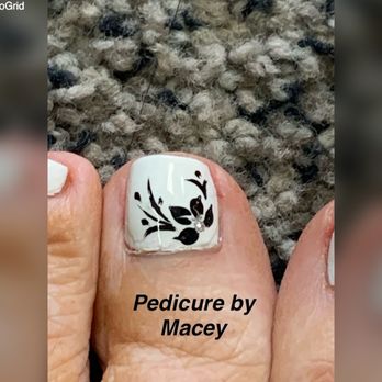 Marble Nails and Spa - Beautiful artwork. - Nail Salons Near Me - Ventura, California
