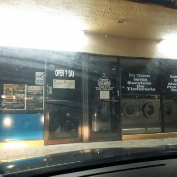 D-Jennis Coin Laundry - Don't go when elderly lady works- closes early,refuses service,no customer service and has limited communication skills. - Laundromat Near Me - Doral, Florida