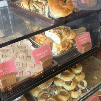 Land to Sea - IG: @nom.noms.only | pastry case - Coffee & Tea Near Me - Brooklyn, New York Land to Sea - IG: @nom.noms.only | pastry case - Coffee & Tea Near Me - Brooklyn, New York
